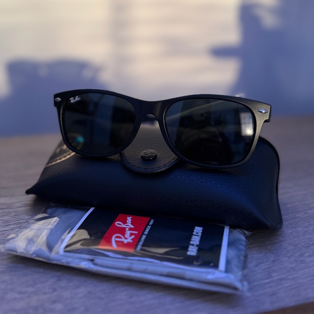 Ray-Ban New Wayfarer Matte Black